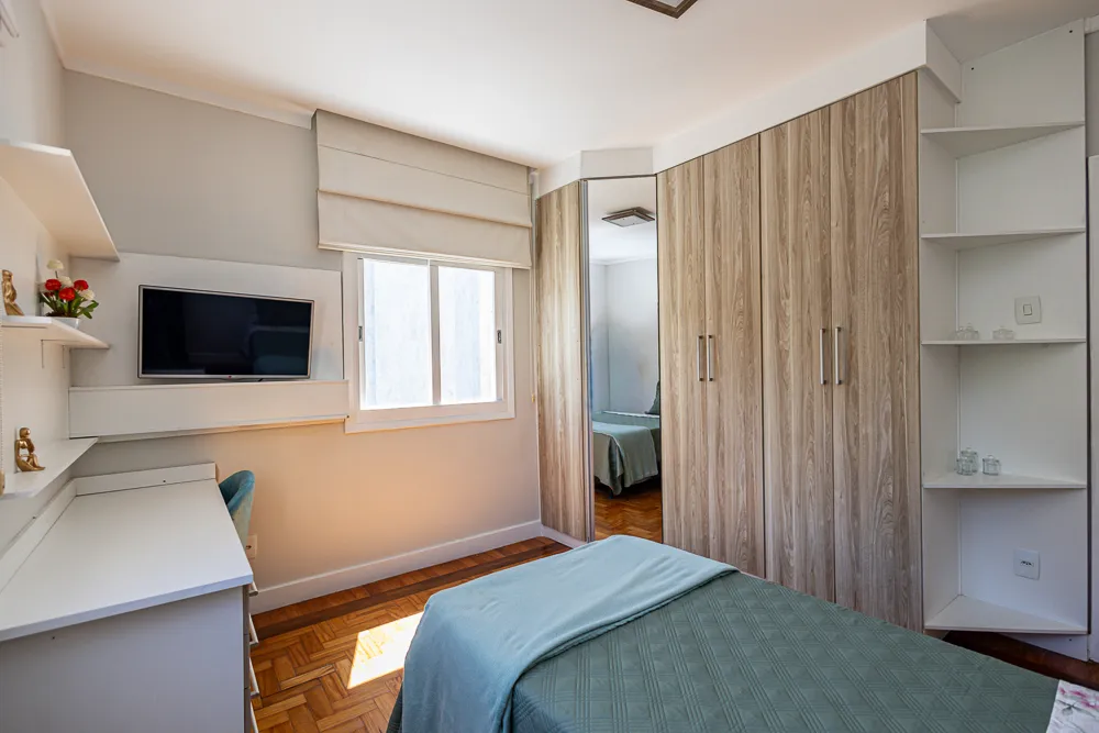 Quarto com armário planejado